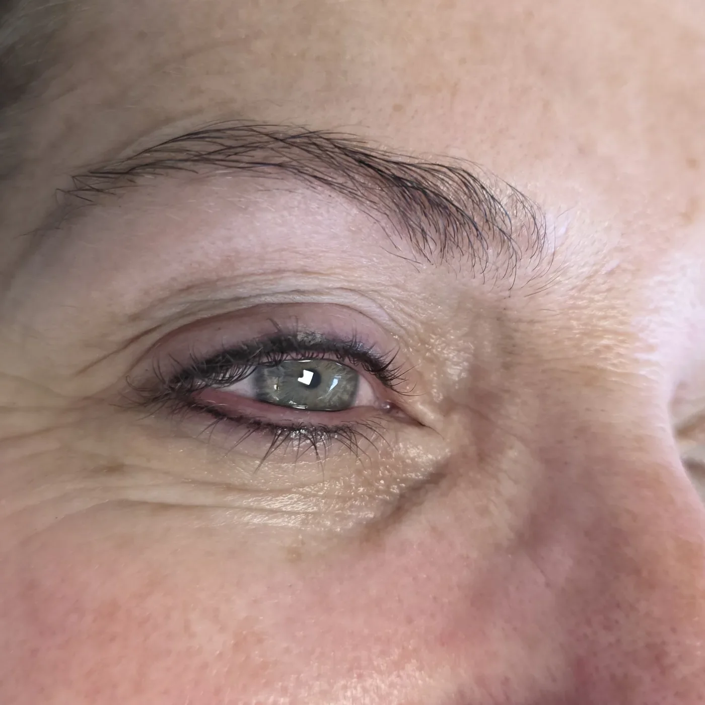 Permanent eyeliner by Tanya