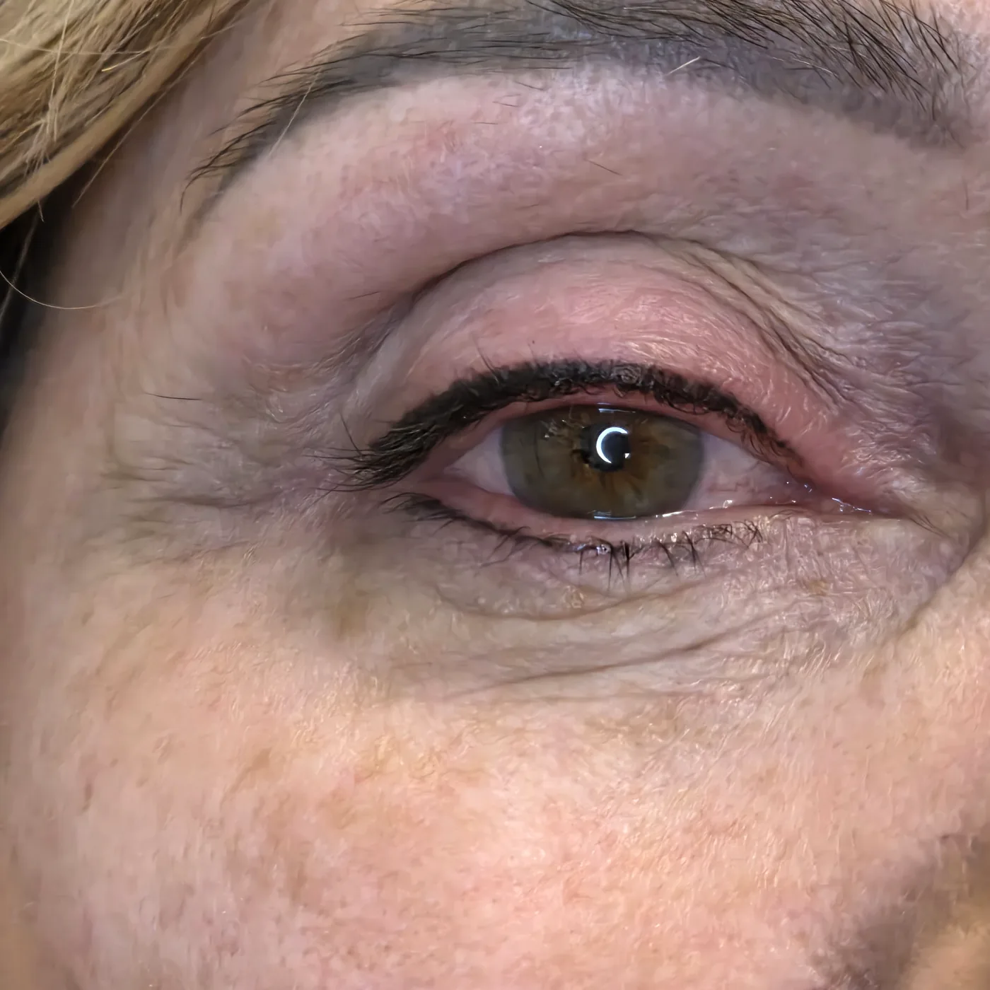 Eyeliner by Déise Beauty, Waterford